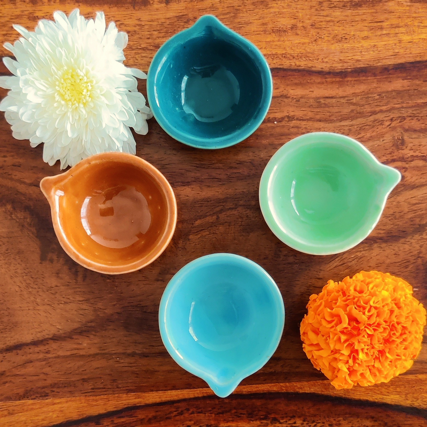 Ceramic Colorful Diyas - jasmeyhomes