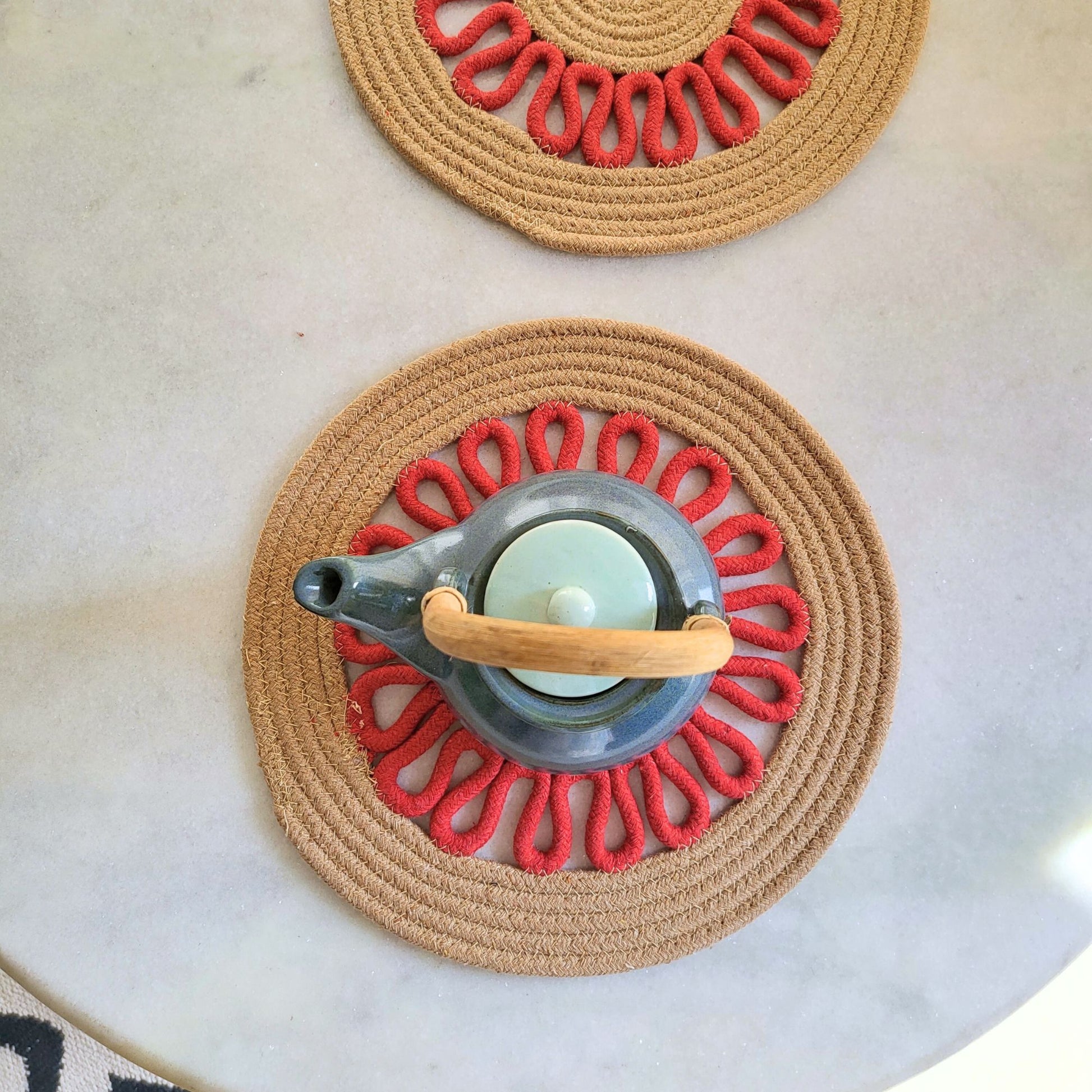 Set of 2 Whirlwind Table Placemat - Red - jasmeyhomes