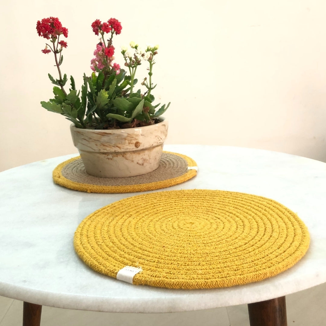 JASMEY HOMES Two-Sided Cotton Tablemats/Placemats Heat Resistant Dining Table Place Mats for Kitchen Coffee Table Wedding Party (12 inches / 30 cm Round) Yellow, Set of 2 - jasmeyhomes